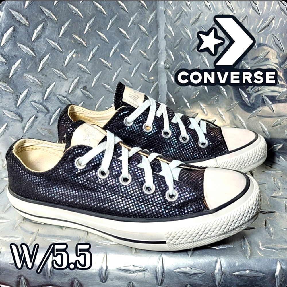 2FOR$40 Converse chuck Taylor low tops